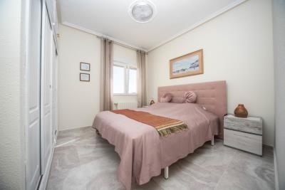 Detached-Villa-for-Sale-in-Costa-Blanca--14---Kyero---Canva-