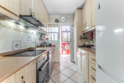 Detached-Property-for-Sale-in-La-Marina--4---Canva-