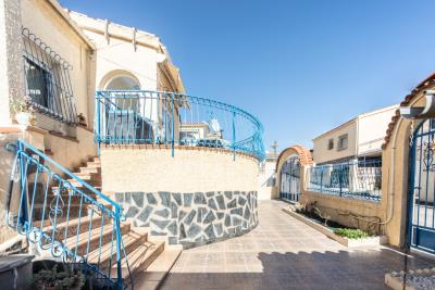 Detached-Property-for-Sale-in-La-Marina--29---Canva-