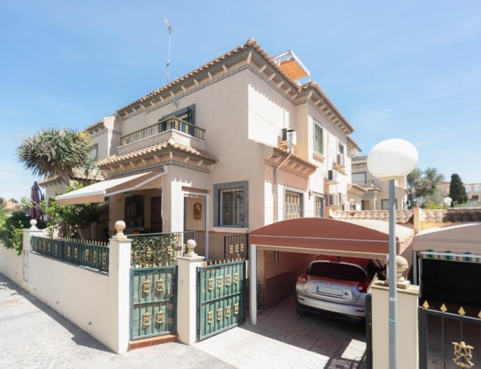 Image No.2-2 Bed Quad for sale