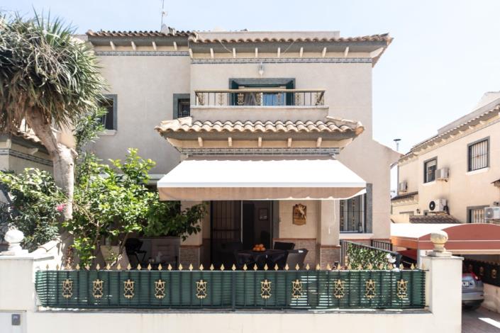 Image No.3-2 Bed Quad for sale