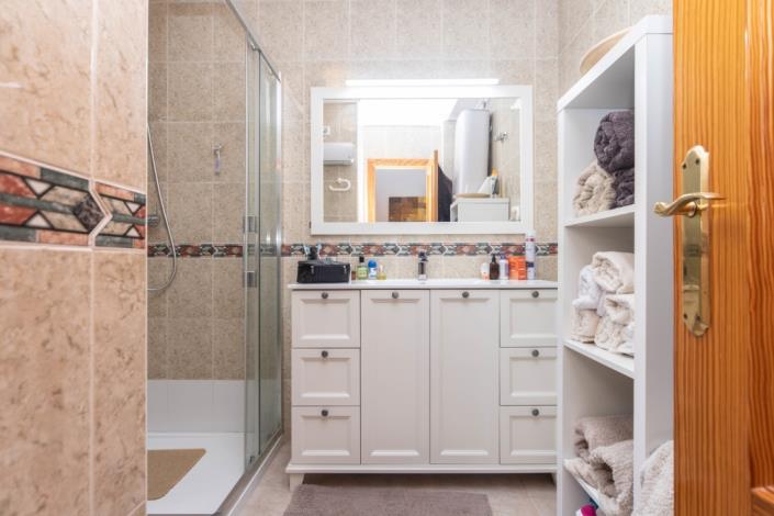 Image No.19-2 Bed Quad for sale