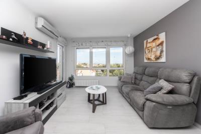 Detached-Property-for-sale-in-La-Marina--12---Canva-