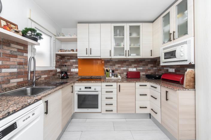 Image No.15-4 Bed Villa for sale