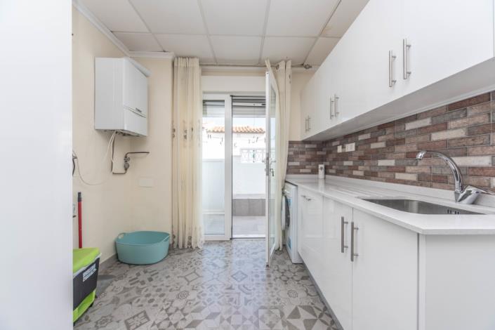 Image No.35-4 Bed Villa for sale