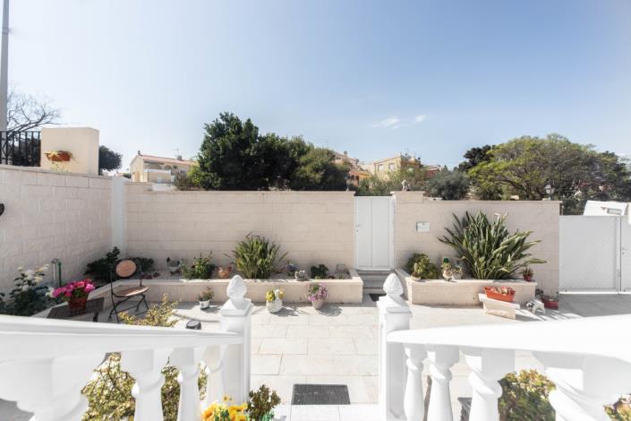 Image No.40-4 Bed Villa for sale