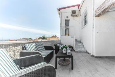 Detached-Property-for-sale-in-La-Marina--49---Canva-