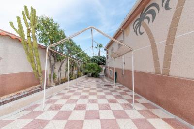 Detached-Villa-For-Sale-In-La-Marina--33---Canva-