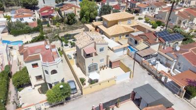 Property-for-sale-in-La-Marina--1---Portals-