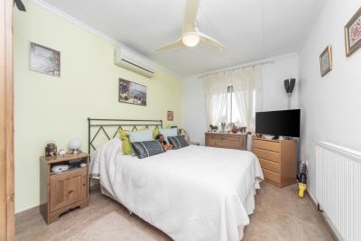Property-for-sale-in-La-Marina--14---Portals-
