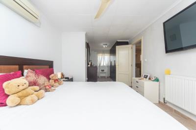 Property-for-sale-in-La-Marina--18---Portals-