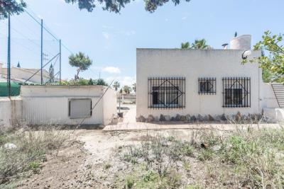 Detached-Villa-for-sale-in-La-Marina--19---Canva-