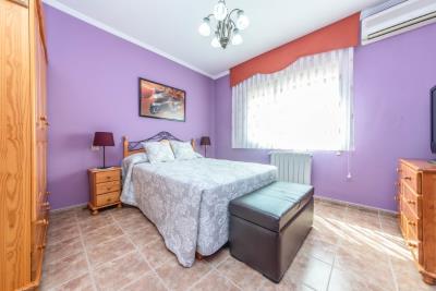 Villa-For-Sale-In-La-Marina--15---Portals-