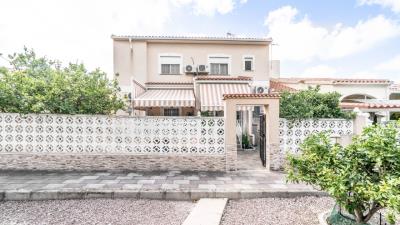 Villa-For-Sale-In-La-Marina--32---Portals-