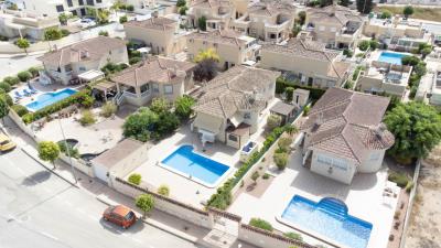 Detached-villa-for-sale-in-La-Marina--1---Portals-