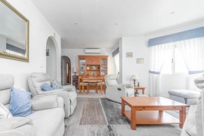 Detached-villa-for-sale-in-La-Marina--10---Portals-