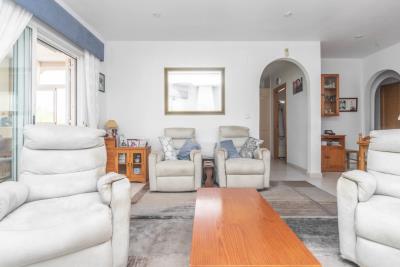 Detached-villa-for-sale-in-La-Marina--12---Portals-