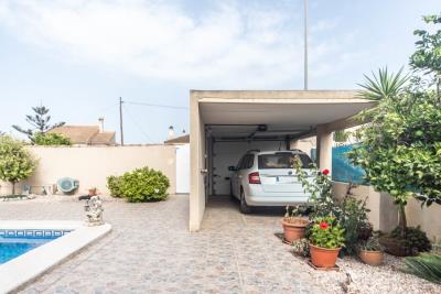 Detached-villa-for-sale-in-La-Marina--31---Portals-