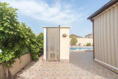 Detached-villa-for-sale-in-La-Marina--32---Portals-
