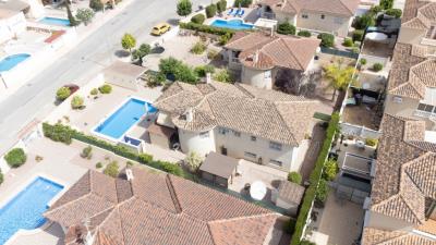 Detached-villa-for-sale-in-La-Marina--41---Portals-