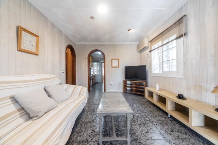 Image No.10-3 Bed Villa for sale