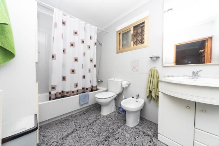 Image No.17-3 Bed Villa for sale