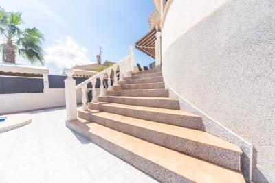 Detached-Property-for-sale-in-La-Marina--3---Portals-