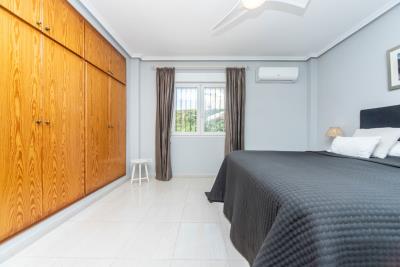 Detached-Property-for-sale-in-La-Marina--15---Portals-