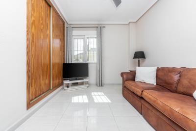 Detached-Property-for-sale-in-La-Marina--20---Portals-