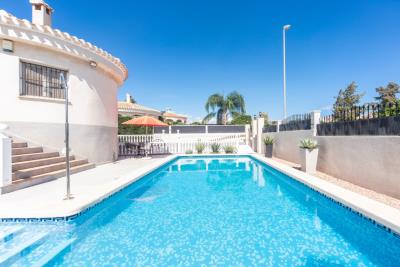 Detached-Property-for-sale-in-La-Marina--23---Portals-