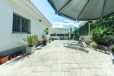 Detached-Property-for-sale-in-La-Marina--32---Portals-