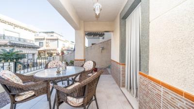 Houses-for-sale-in-Alicante--4---Portals-