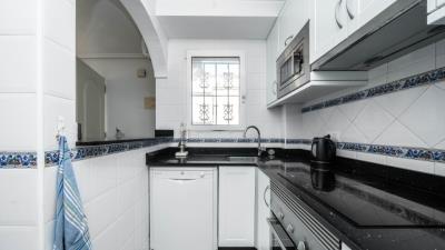 Houses-for-sale-in-Alicante--11---Portals-