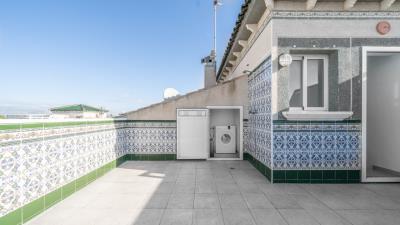 Houses-for-sale-in-Alicante--26---Portals-