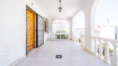 Property-for-sale-in-La-Marina--4---Portals-