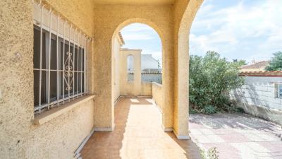 Detached-house-for-sale-in-La-Marina--13---Portals-