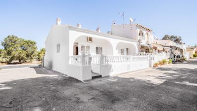 Property-for-sale-in-Alicante--12---Portals-