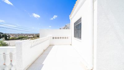 Detached-property-for-sale-in-Alicante--5---Portals-