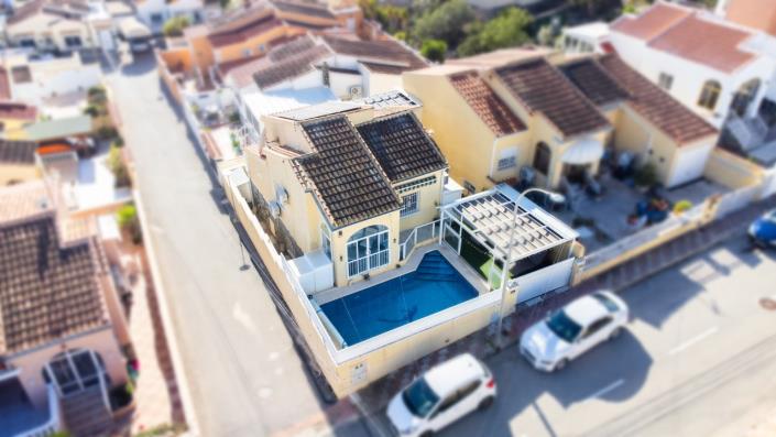 Image No.3-4 Bed Villa for sale