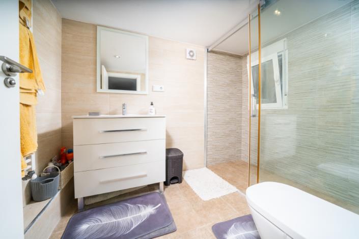 Image No.29-4 Bed Villa for sale