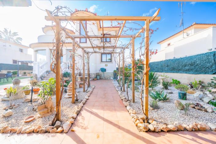 Image No.7-Villa de 4 chambres à vendre à La Marina