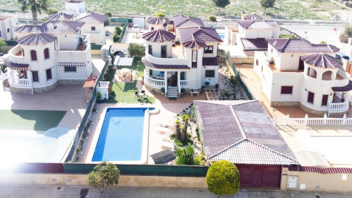 Image No.54-Villa de 4 chambres à vendre à La Marina