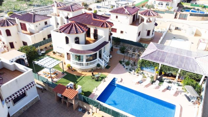 Image No.55-Villa de 4 chambres à vendre à La Marina