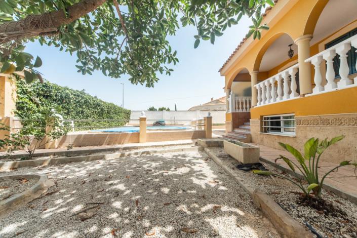 Image No.7-7 Bed Villa for sale