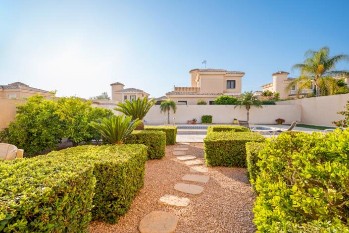 Image No.6-3 Bed Villa / Detached for sale