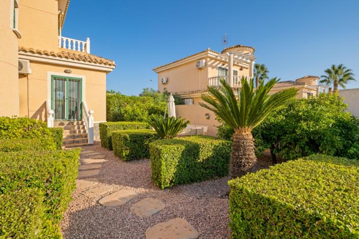 Image No.7-3 Bed Villa / Detached for sale