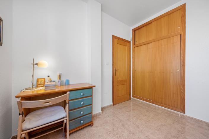 Image No.22-3 Bed Villa / Detached for sale