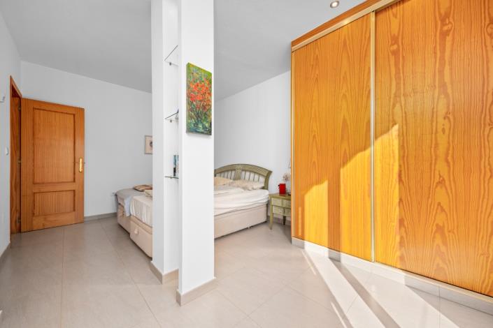 Image No.26-3 Bed Villa / Detached for sale