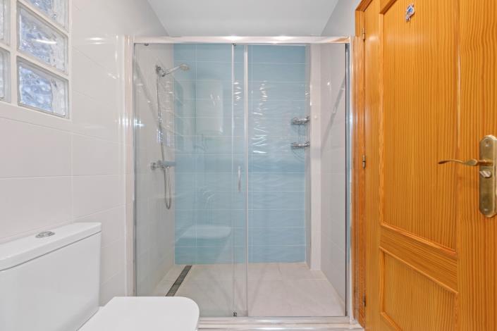 Image No.31-3 Bed Villa / Detached for sale