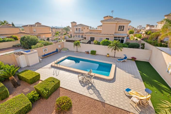 Image No.33-3 Bed Villa / Detached for sale